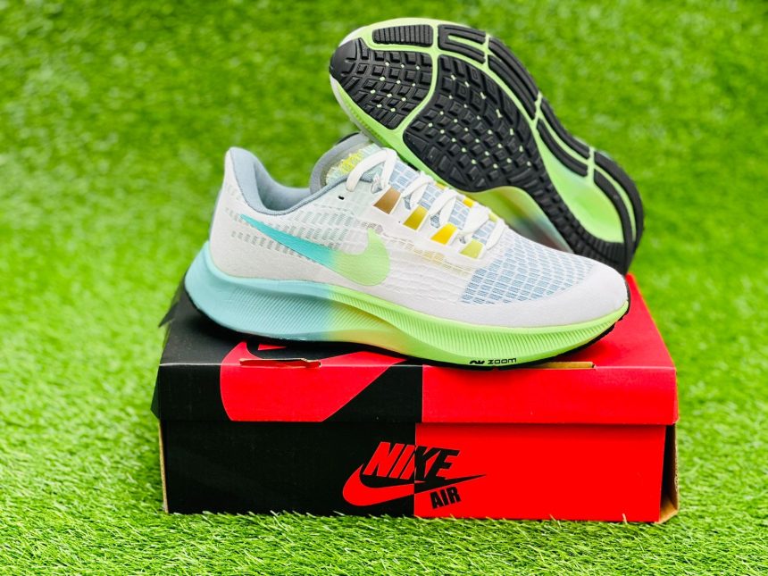 green nike zoom pegasus